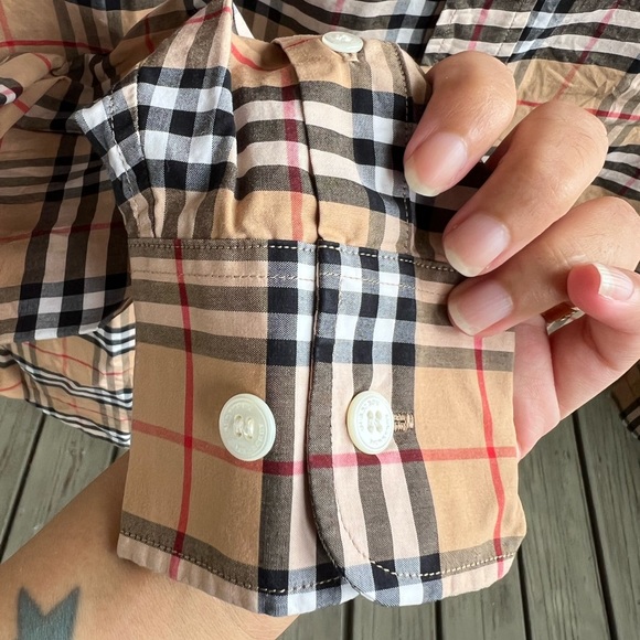 BURBERRY BRIT Plaid Print Long Sleeve Button-Up Top Size: S - Picture 5 of 7